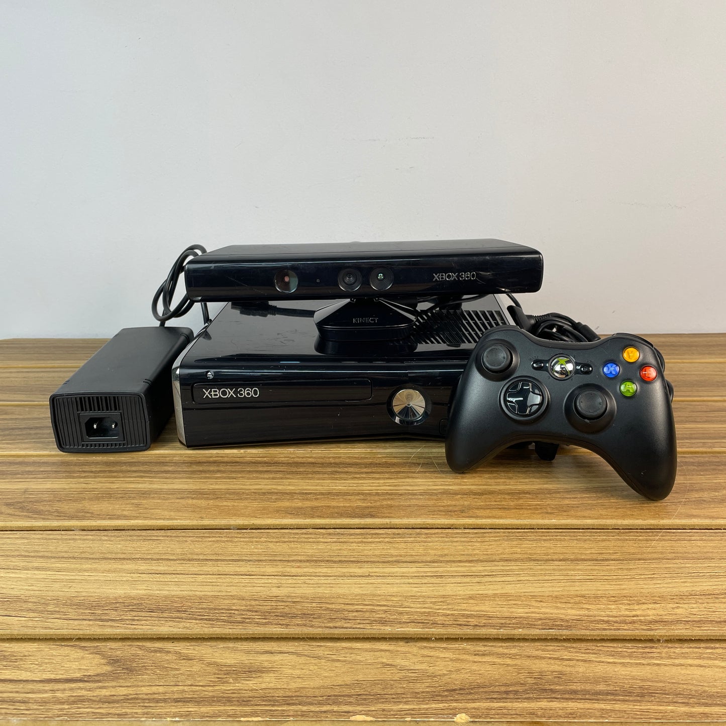 Xbox 360 Slim Model. 1439